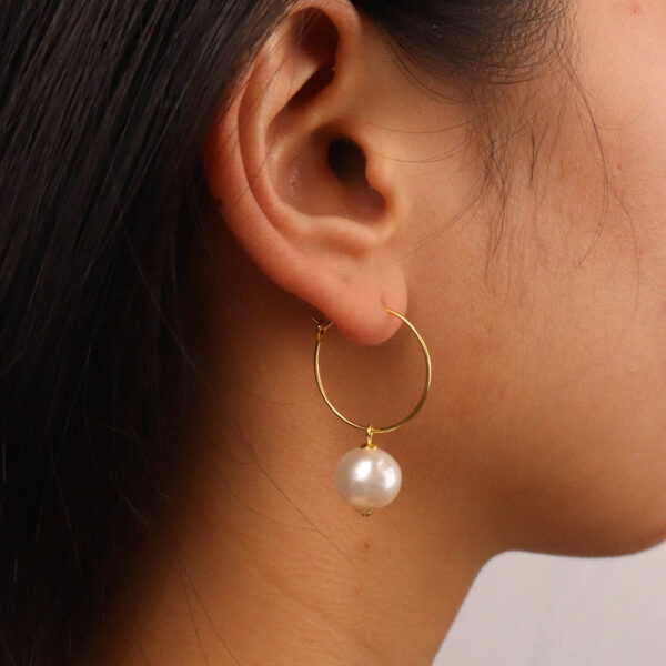 Chris April fine jewelry 925 sterling silver gold plated Custom vermeil Freshwater baroque pearl hoop earrings - Image 3