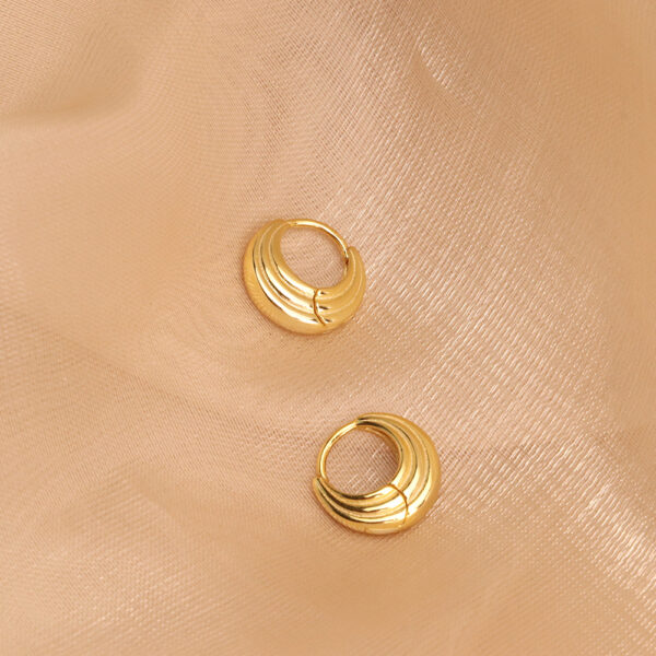 Chris April 925 sterling silver wholesale 18k gold plated concentric circles small hoops huggies earrings - Image 4