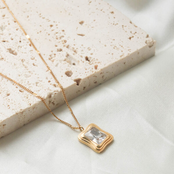 Chris April fashion jewelry non-tarnish PVD gold plated 316L Stainless Steel emerald cut zircon gemstone pendant Necklace - Image 4