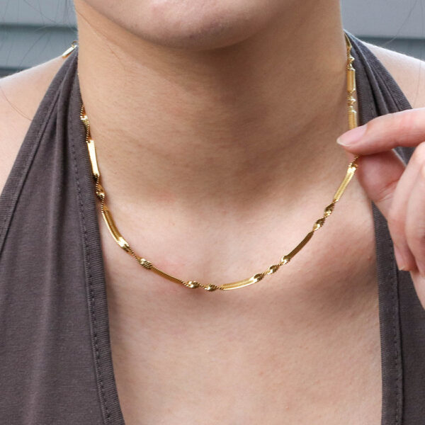 Chris April stackable jewelry 316L stainless steel PVD gold plated herringbone chain twisting thin necklace - Image 5