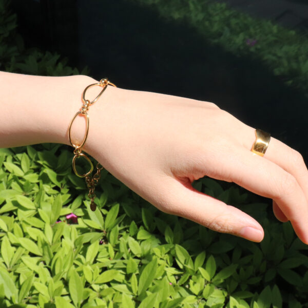 Chris April in stock fashion design 316L stainless steel simple PVD gold plated OVAL link chain bracelet - Image 3