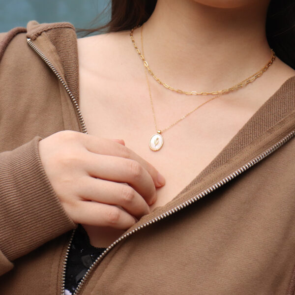 Chris April in stock simple design 925 sterling silver gold plated tulip and shell pendant necklace - Image 4