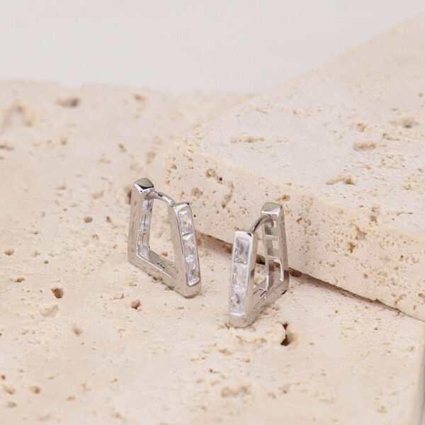 Chris April gold plate 925 sterling silver trapezoid retangular zircons huggie hoops earring - Image 4