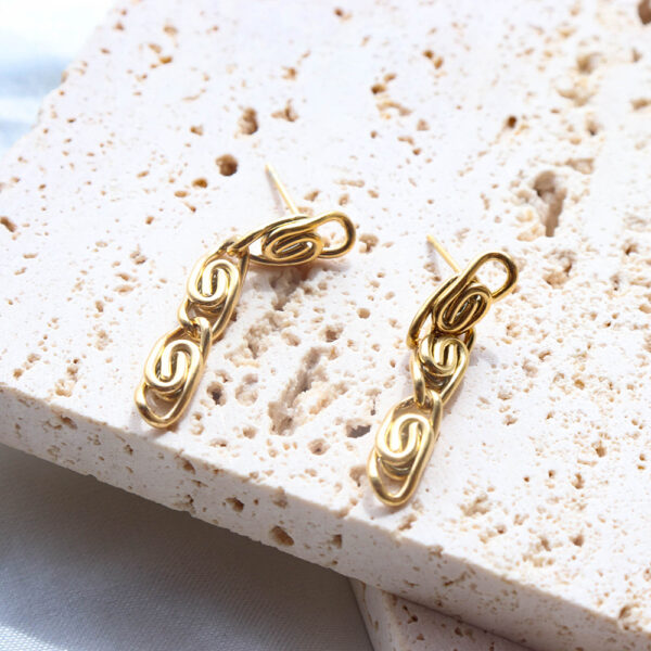 Chris April in stock fashion jewellery 316L stainless steel PVD gold plated non tarnish cloud chunky chain earring - Image 3