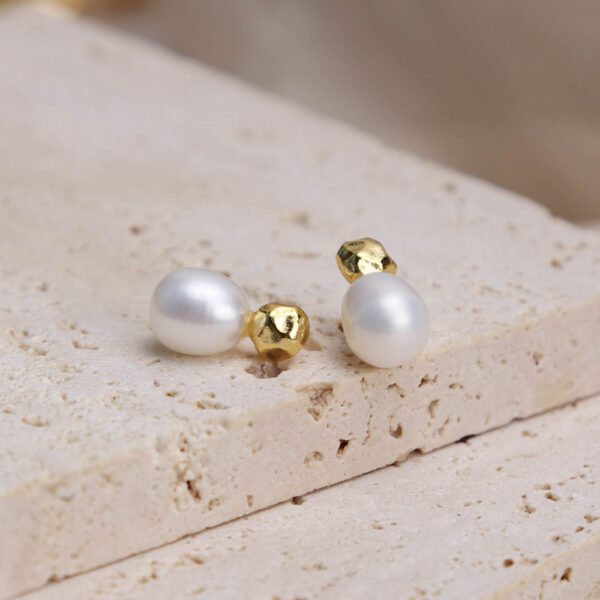 Chris April 925 sterling silver natural real freshwater luxury pearl 18k gold plated perfume bottle stud earrings - Image 4