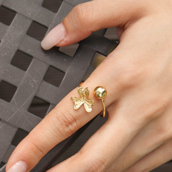 Chris April fine jewelry in stock 18 gold plated 925 sterling silver clover T-bar ring for women - Image 5