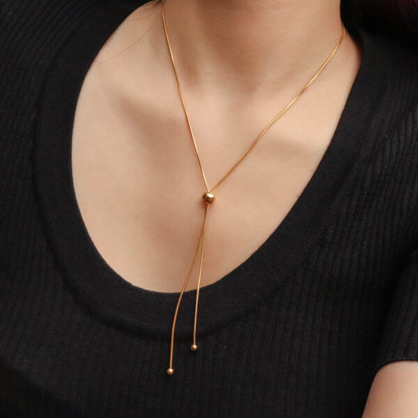 Chris April in stock PVD gold plated 316L Stainless steel Minimalist adjustable drawstring snake chain necklace for women - Image 3