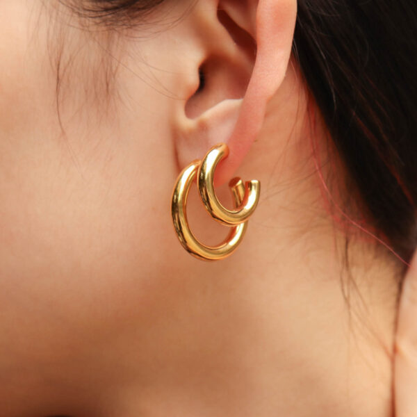 Chris April in stock 316L Stainless Steel PVD gold plated minimalist hiphop hoop earring - Image 3