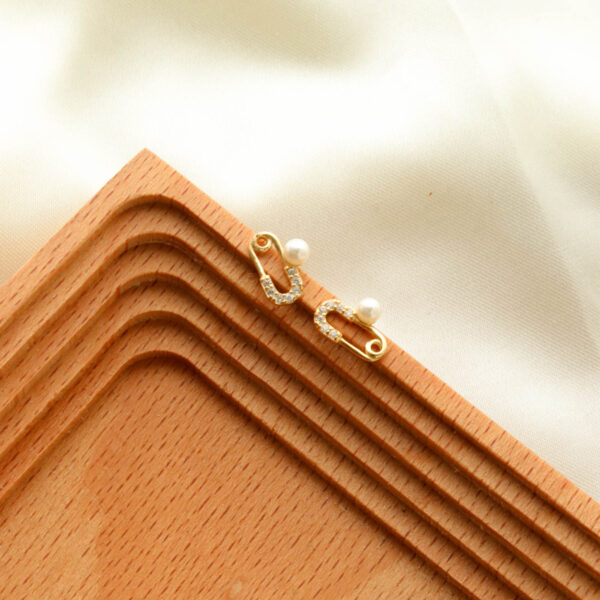 Chris April in stock fine jewelry gold plated 925 sterling silver pin stud earring with shell pearl - Image 4