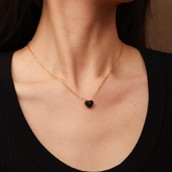 Chris April 18k PVD gold plated 316L stainless steel vintage heart pendant black onyx bejeweled charm necklace - Image 3