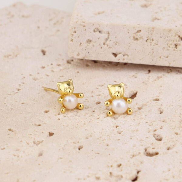 Chris April gold plate 925 sterling silver sweetwater pearls cute bear stud earring - Image 3