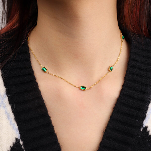 Chris Apri l316l stainless steel PVD plated minimalist emerald zircon chain choker necklace - Image 5