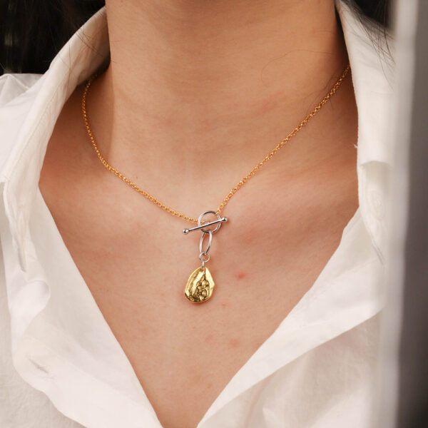 Chris April in stock 925 sterling silver gold plated irregular bump design lady necklace with OT chain - Image 3