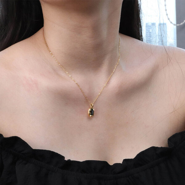 Chris April 316L stainless steel PVD gold plating onyx necklace - Image 5