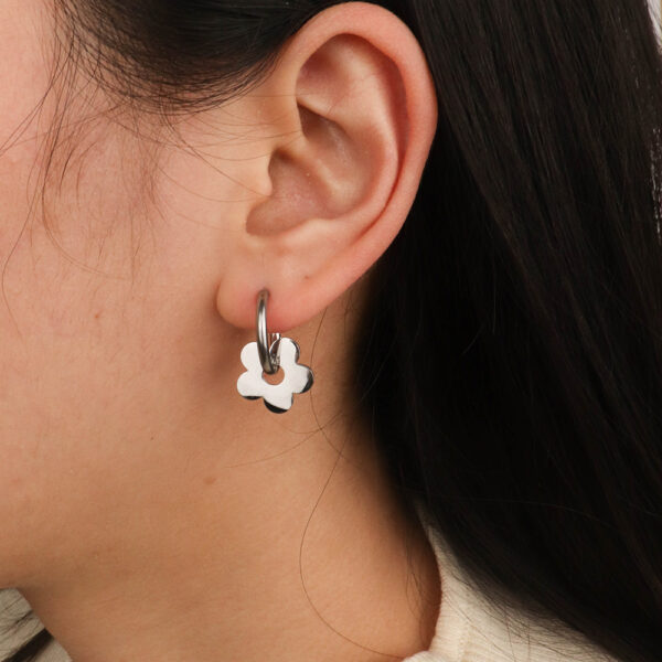 Chris April in stock 316L Stainless Steel vintage flower charms huggies hoop earrings - Image 5