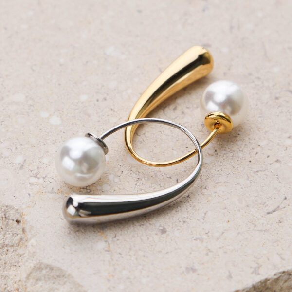 Chris April 316L stainless steel gold plated small baroque fresh water pearl earrings - Image 6