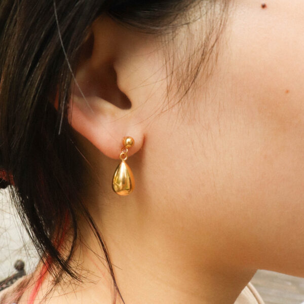 Chris April in stock fashion jewelry 316L Stainless Steel PVD gold plated waterdrop shape earring - Image 3