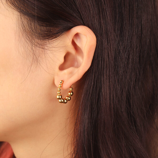 Chris April in stock fashion jewelry 316L stainless steel PVD gold plated non-tarnish beads hoop earrings - Image 5