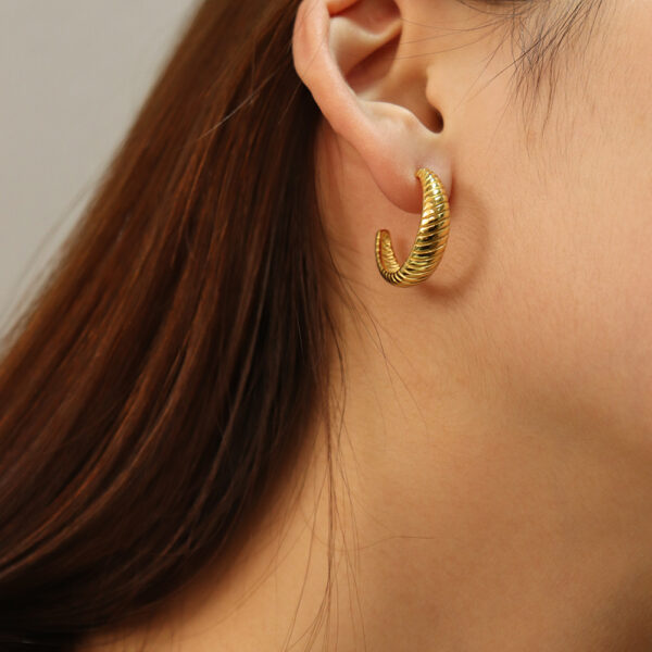 925 sterling silver croissant weave grains twisted big hoop earrings with gold plated - Image 3