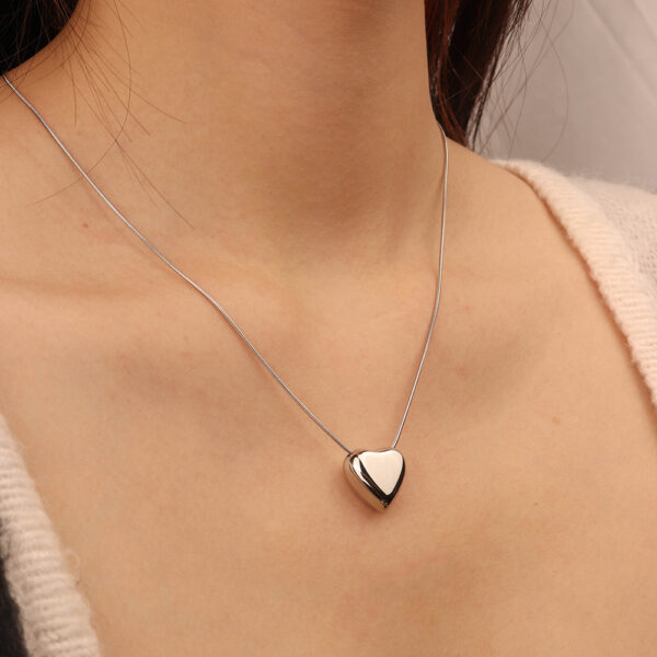 Chris April vintage stainless steel PVD 3D heart shape pendant snake chain necklace - Image 5