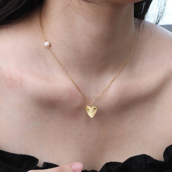 Chris April in stock 925 sterling silver gold plated freshwater pearls minimal heart pendant charm necklaces - Image 5