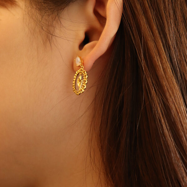 Chris April In stock gold plated 925 sterling silver Tulip flower stud earring with Synthetic gem - Image 3