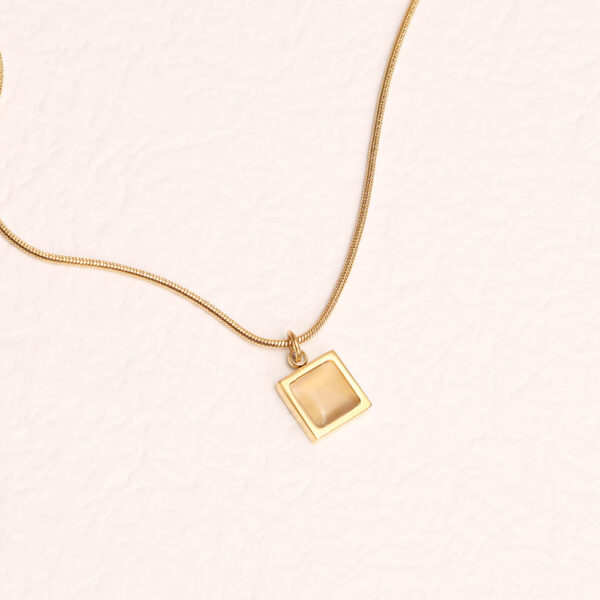 Chris April 316L stainless steel PVD gold plated snake chain square pendant natural cats eye necklace - Image 4