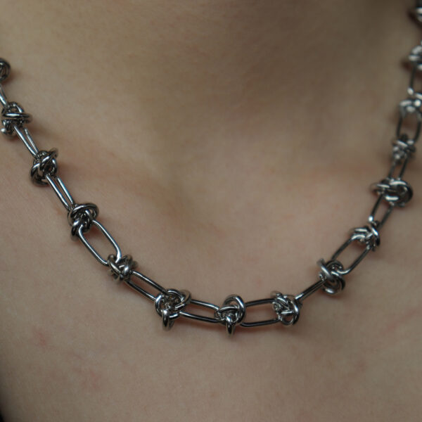 Chris April Fashion Jewelry in stock PVD gold plated 316L stainless steel thorns Heavy thick chain necklace - Image 3