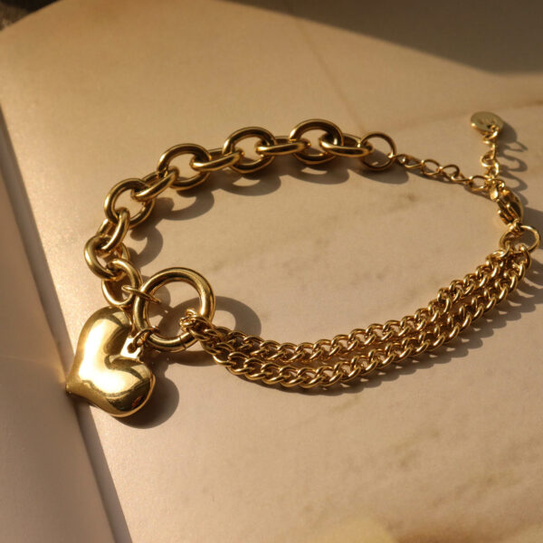 Chris April fashion jewellery 316L Stainless steel PVD gold plated love almond heart charm heavy chain bracelet - Image 4