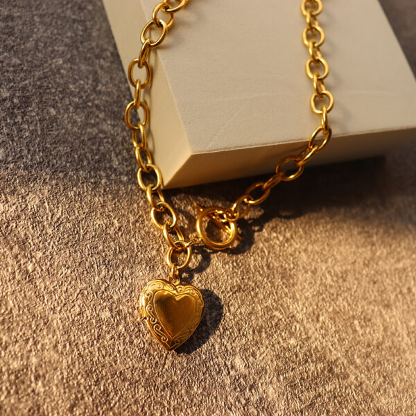 Chris April stainless steel gold plated Glossy heart shape locket Pendant necklace - Image 4