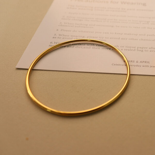 Chris April in stock fashion jewelry 316L Stainless steel PVD gold plated round glossy bangle bracelet - Image 4