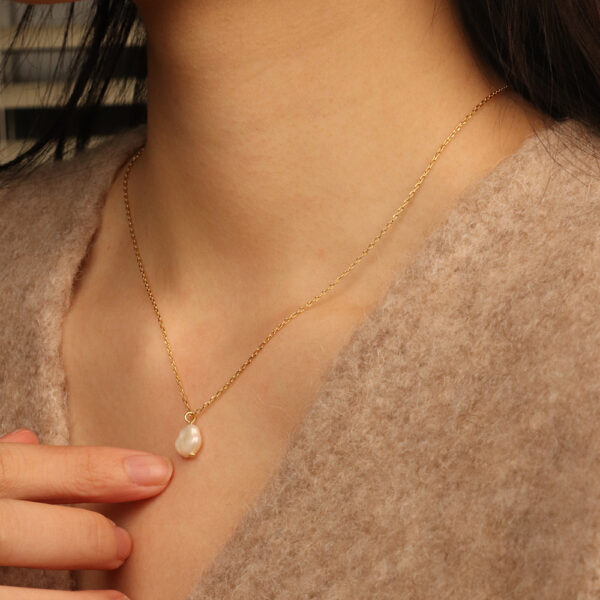 Chris April Latest design 14k gold plated 925 Sterling silver saudi simple gold fancy pearl necklaces - Image 3