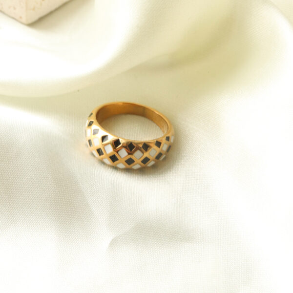 Chris April in stock fashion jewelry PVD gold plated 316L stainless steel non-tarnish checker board enamel ring - Image 4