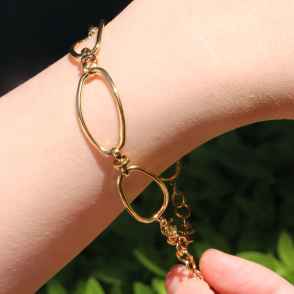 Chris April in stock fashion design 316L stainless steel simple PVD gold plated OVAL link chain bracelet - Image 5