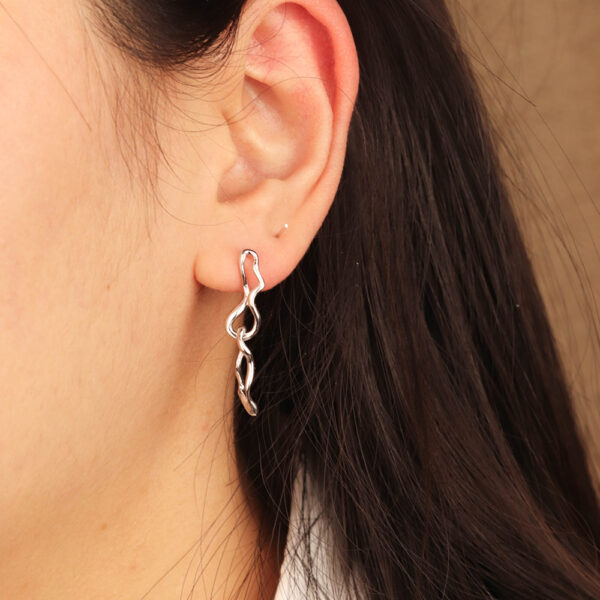 Chris April fine jewelry 925 sterling silver vintage long drop organic shape dangling hoop earrings - Image 5