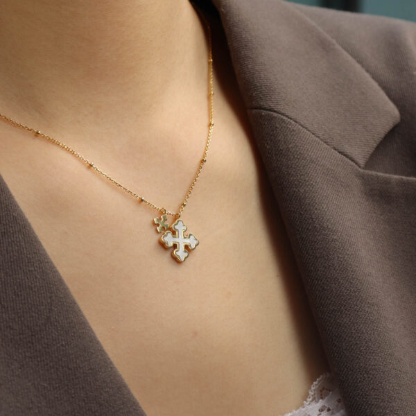 Chris April in stock 925 Sterling silver gold plated cross shell pendant necklace for Female - Image 3