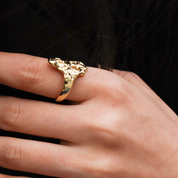 Chril April in stock 925 silver 18k gold plated irregular Dark lava texture rings - Image 3