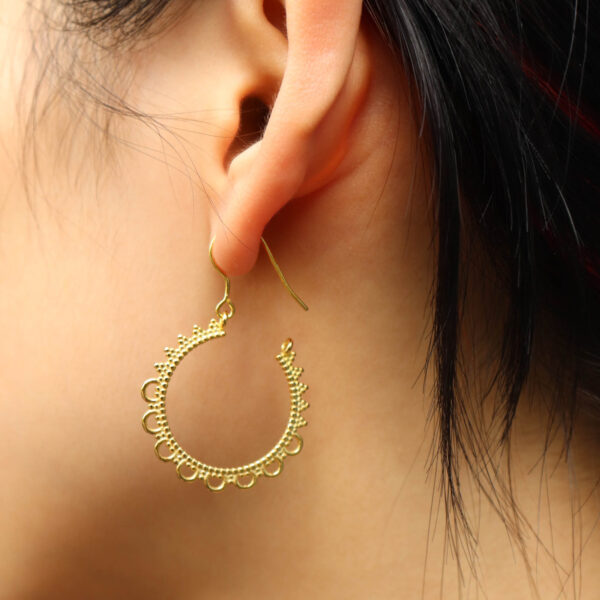 Chris April vintage in stock 925 Sterling Silver 18K Gold plated Lacy hoop Earring for lady - Image 3