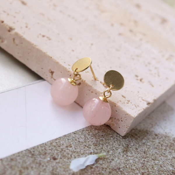 Chris April trendy in stock 925 sterling silver gold plated Minimalist glossy  rose quartz stud earring - Image 3