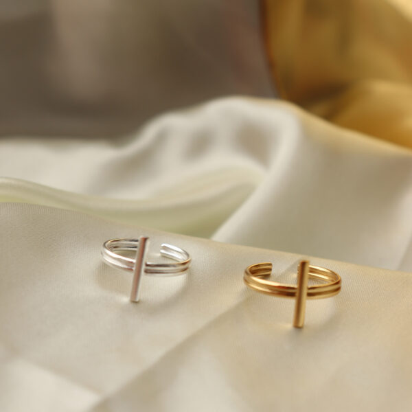 Chris April fashion in stock 925 silver 18k gold plated minimalist cross signet ring - Image 5