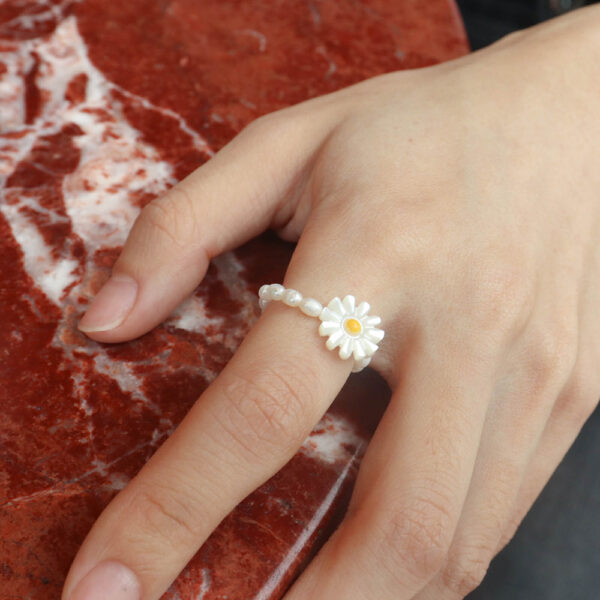 Chris April fine jewelry in stock handmade adjustable freshwater pearls ring with elastic - Image 5