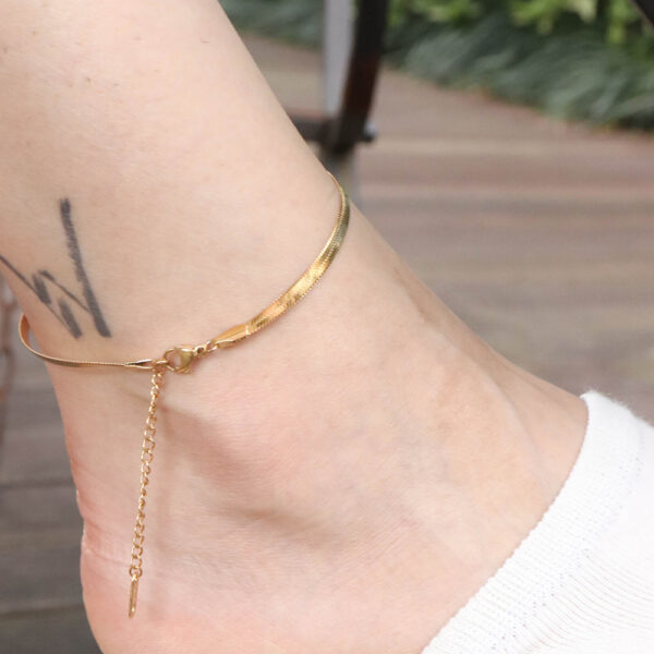 Chris April in stock fashion jewellery 316L stainless steel PVD gold plated non-tarnish herringbone chain anklet - Image 3