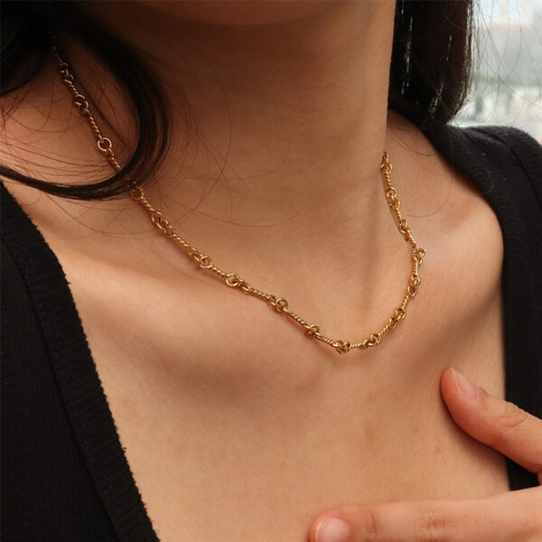 Chris April brass PVD gold plated rope twisting chain necklace - Image 5