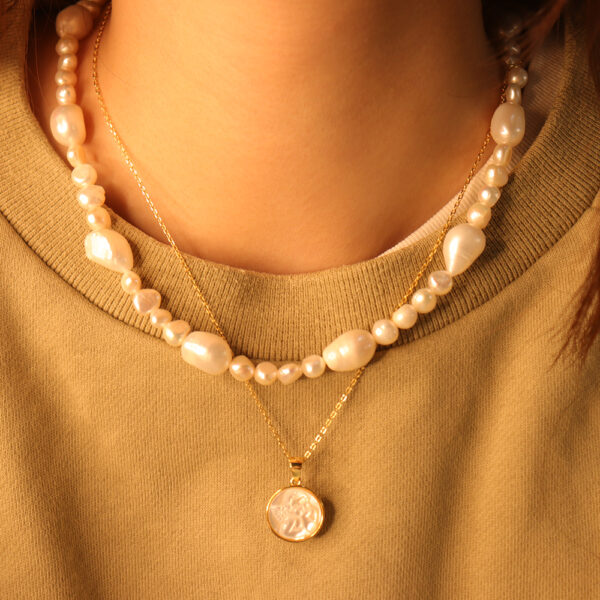 Delicate 18K gold plated angel baby shell necklace - Image 3