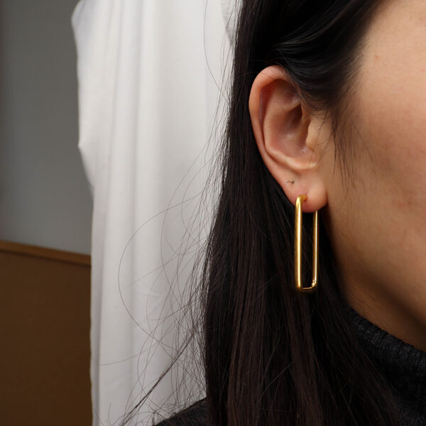 Chris April in stock 316L Stainless Steel minimalist geometric rectangular hoop earrings - Image 4