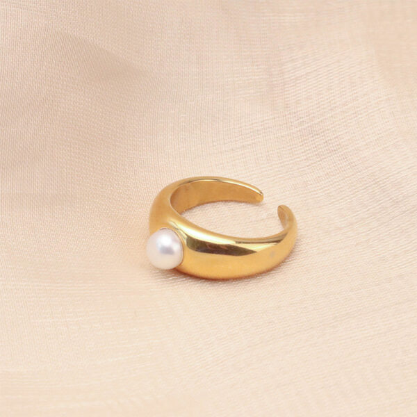 Chris April 316L stainless steel PVD gold plating freshwater pearl band ring - Image 6