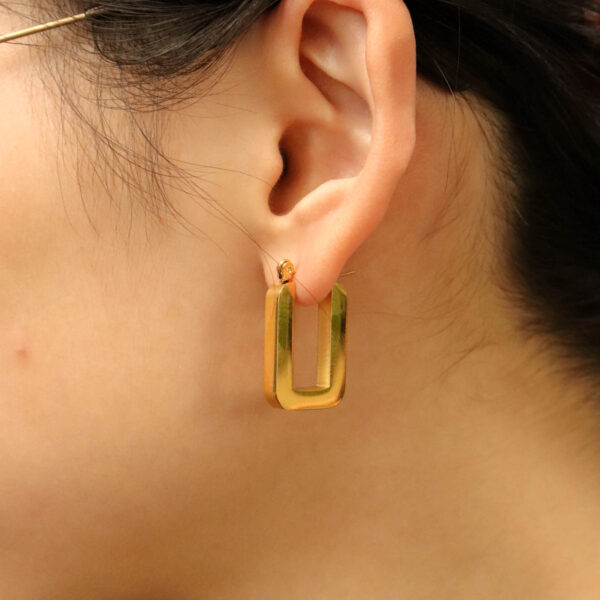 Chris April in stock 316L Stainless Steel PVD gold plated geometry hoop jewellery earring - Image 3