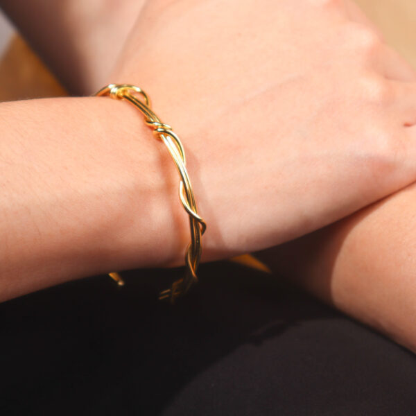 Chris April In stock gold plated trendy 925 silver gold plate bangle bracelet with Entangled - Image 3